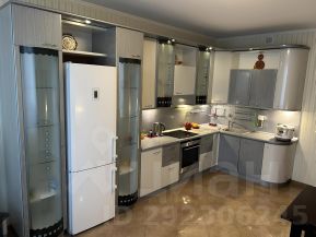 3-комн.кв., 130 м², этаж 7