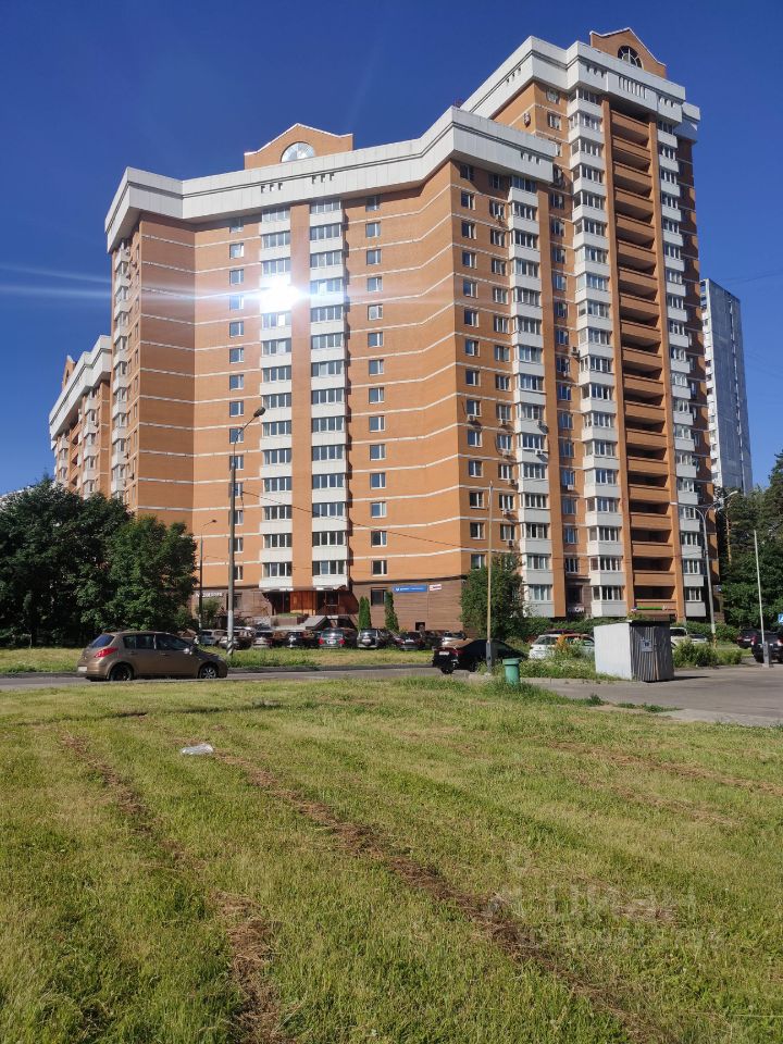 Продается3-комн.квартира,106,4м²