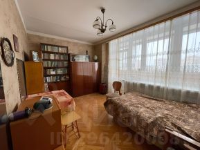 2-комн.кв., 63 м², этаж 8