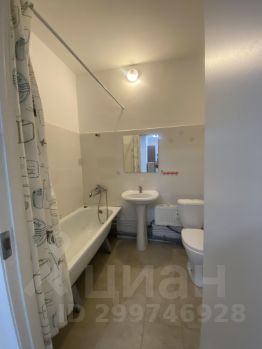 2-комн.кв., 65 м², этаж 17