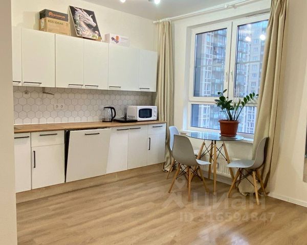 2-комн. апарт., 51 м², 8/17 этаж