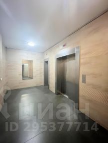 3-комн.кв., 84 м², этаж 17