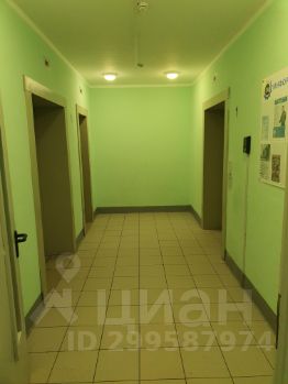 2-комн.кв., 68 м², этаж 18