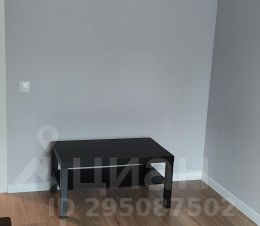 1-комн.кв., 32 м², этаж 17