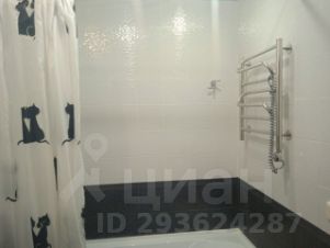 2-комн.кв., 63 м², этаж 3