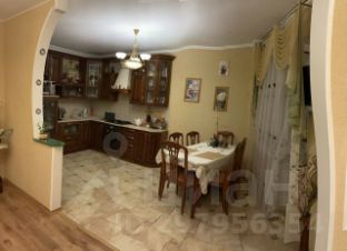 3-комн.кв., 92 м², этаж 3