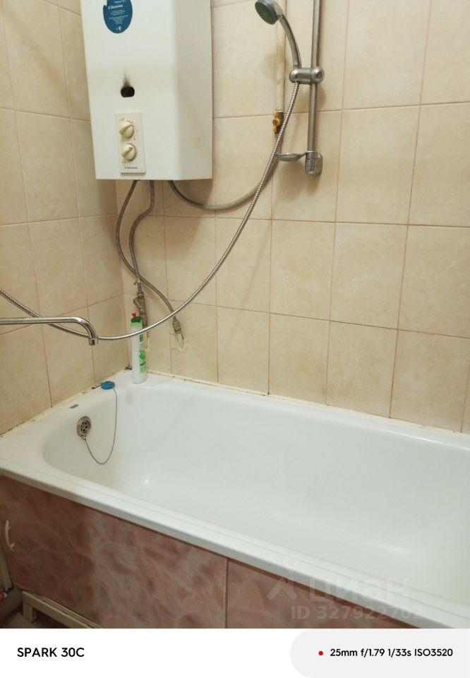 1-к кв. Волгоградская область, Волгоград Жилгородок мкр, ул. Колпинская, 2 (37.0 м²)