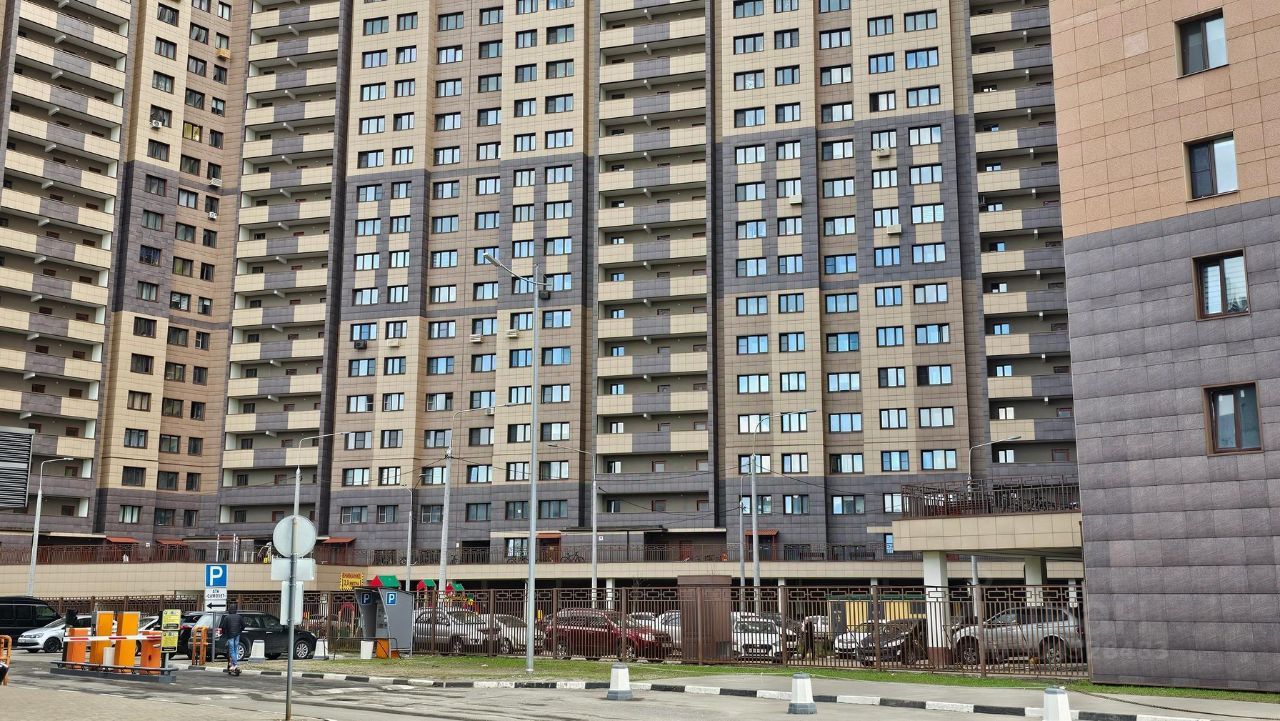 Продаю трехкомнатную квартиру 72,1м² ул. Гагарина, 62, Жуковский,  Московская область, Жуковский городской округ, м. Ильинская - база ЦИАН,  объявление 304328483