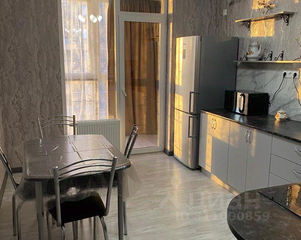 1-комн., 42 м², 15/18 этаж