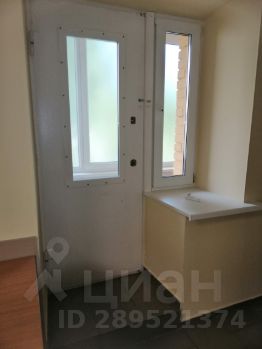 своб. назнач. 90 м², этаж 1