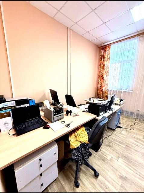 Помещение свободного назначения в Ивановская область, Кохма ул. Октябрьская, 46 (816 м²)