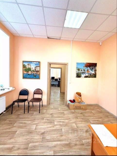 Помещение свободного назначения в Ивановская область, Кохма ул. Октябрьская, 46 (816 м²)