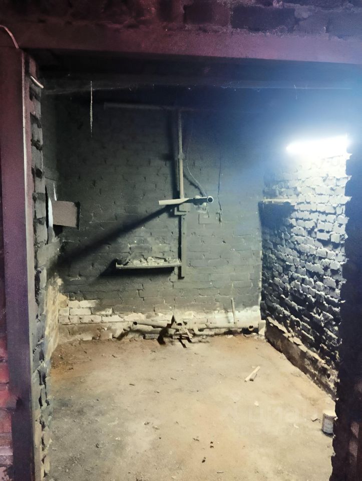 Помещение свободного назначения в Кировская область, Киров Коминтерновский мкр, ул. Мостовая, 32/11 (160 м²)