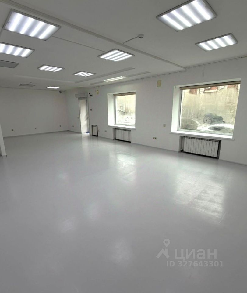 Помещение свободного назначения в Ростовская область, Ростов-на-Дону просп. Соколова, 57 (83 м²)