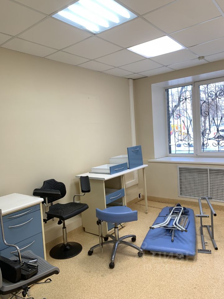 Помещение свободного назначения в Самарская область, Самара ул. Гагарина, 30 (74 м²)