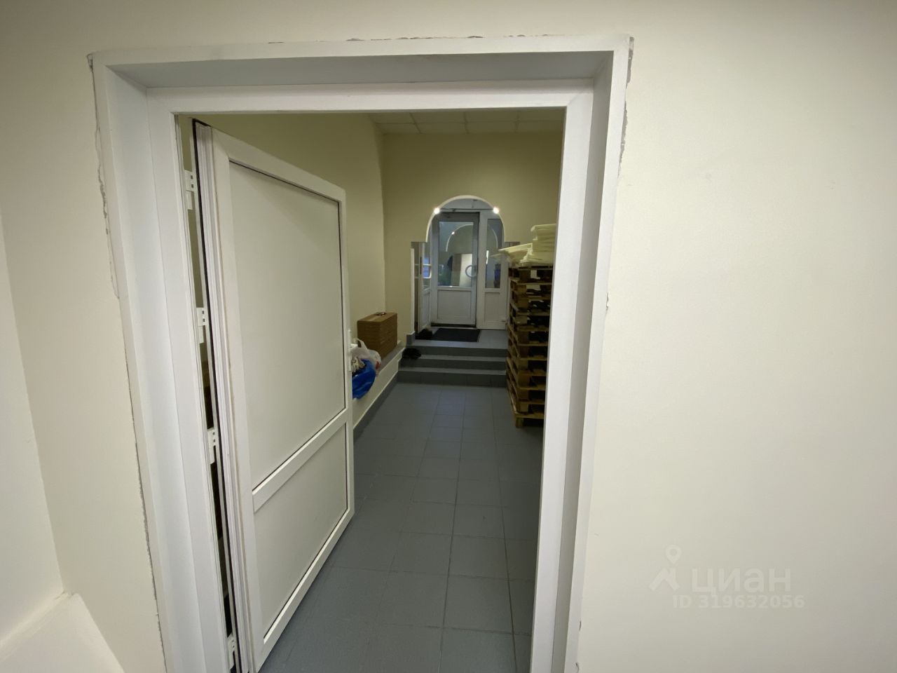Помещение на 1-м этаже, 109 м², р-н Приморский