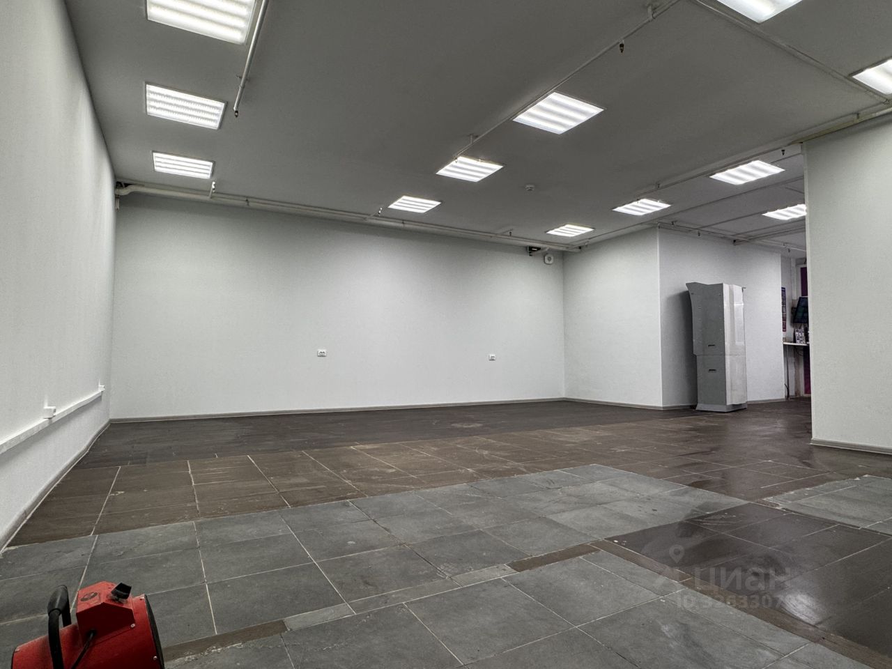 Помещение свободного назначения в Санкт-Петербург ул. Одоевского, 33 (84 м²)