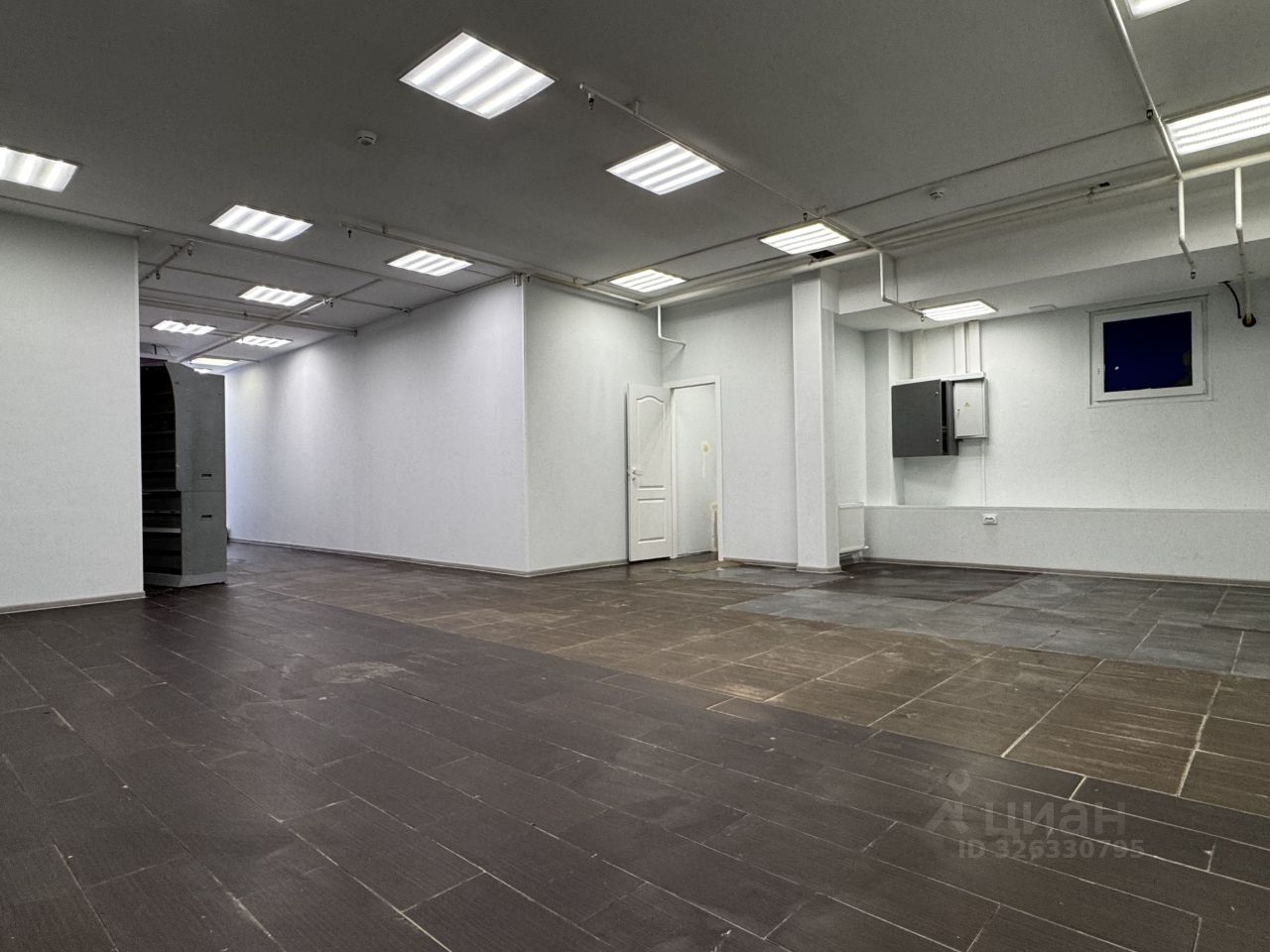 Помещение свободного назначения в Санкт-Петербург ул. Одоевского, 33 (84 м²)