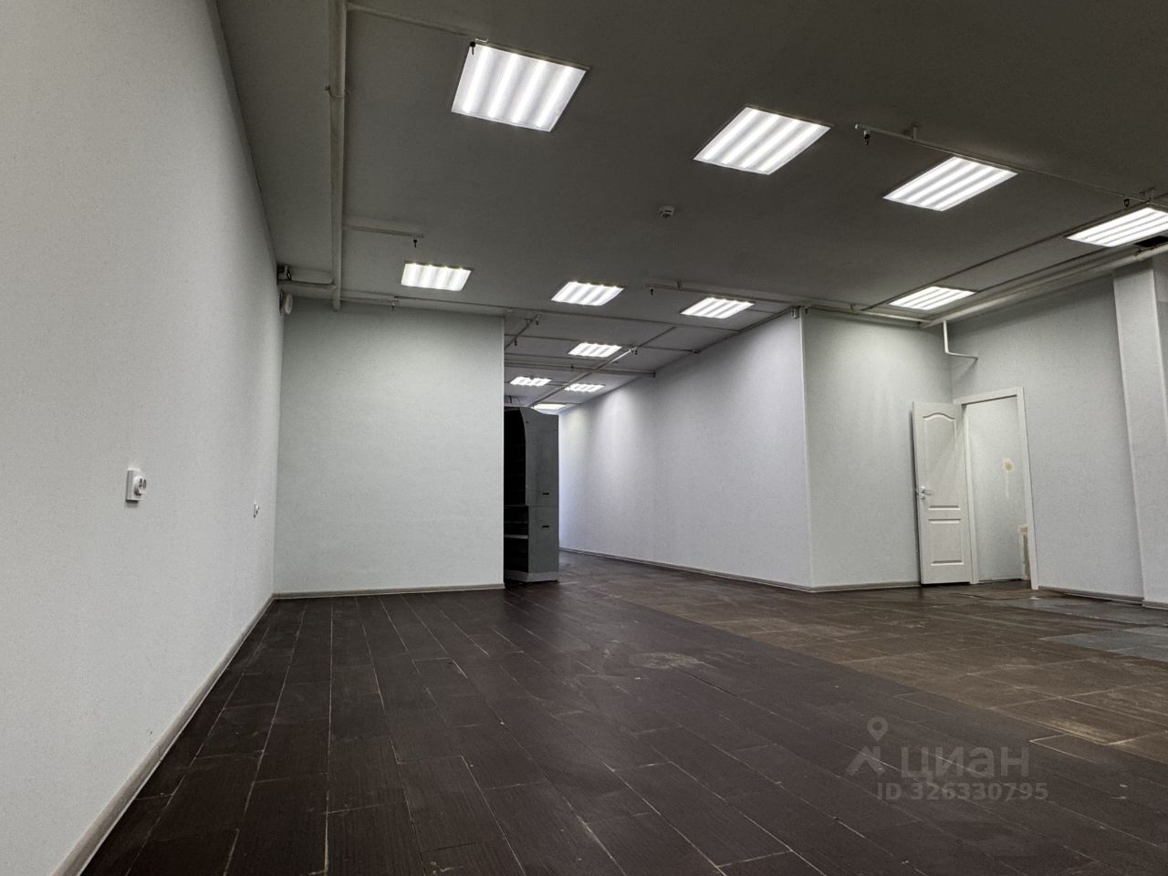 Помещение свободного назначения в Санкт-Петербург ул. Одоевского, 33 (84 м²)