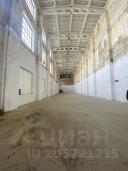 своб. назнач. 700 м², этаж 1