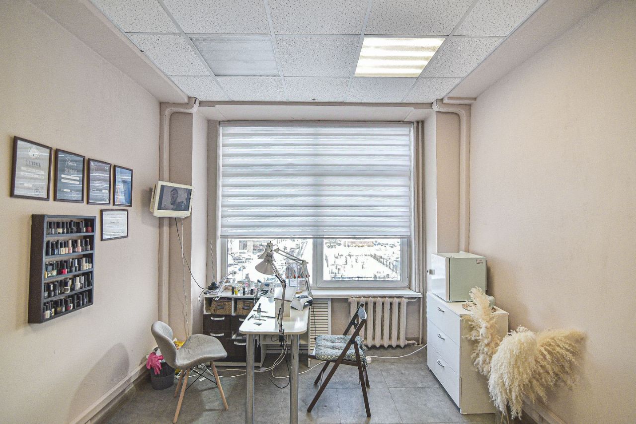 Помещение свободного назначения в Сахалинская область, Южно-Сахалинск ул. Имени Ф.Э. Дзержинского, 40 (174 м²)