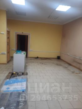 своб. назнач. 80 м², этаж 1