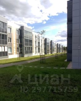 1-комн.кв., 37 м², этаж 3