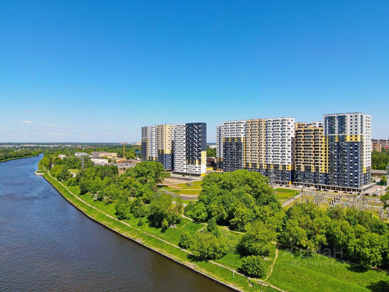 Купить квартиру-студию рядом со школой на улице Заводская в городе  Долгопрудный. Найдено 2 объявления.