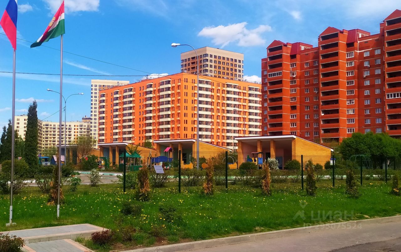 Купить однокомнатную квартиру 43,5м² ул. Серафима Туликова, Калуга,  Калужская область - база ЦИАН, объявление 295075524