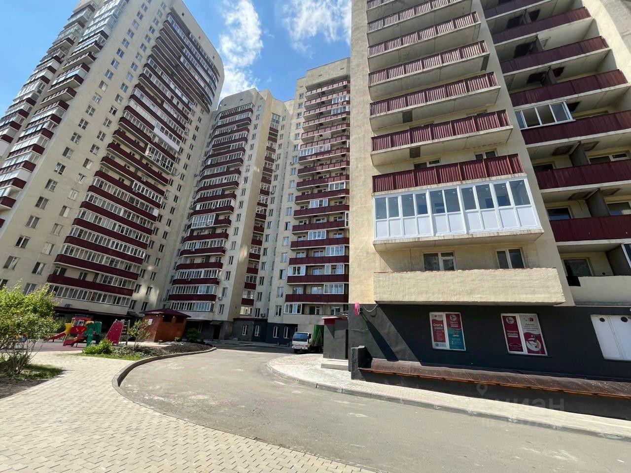 Продажа трехкомнатной квартиры 91,2м² ул. Галущака, Новосибирск,  Новосибирская область, м. Гагаринская - база ЦИАН, объявление 303776539