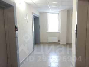 2-комн.кв., 73 м², этаж 18