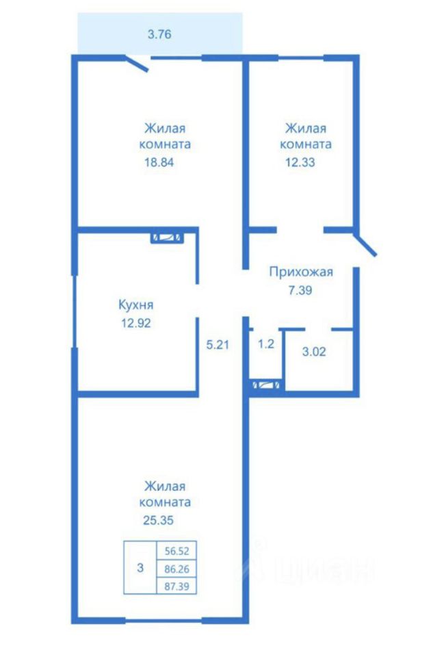 Планировка квартиры включает три жилые комнаты, кухню и прихожую. Жилая комната площадью 25.35 м² и две меньшие комнаты площадью 18.84 м² и 12.33 м². Кухня занимает 12.92 м², а прихожая — 7.39 м². Пространство организовано с учетом удобства и функциональности, что позволяет эффективно использовать каждый метр. Стены и перегородки четко обозначены, создавая отдельные зоны для отдыха и приготовления пищи. Размеры комнат позволяют разместить необходимую мебель, обеспечивая комфорт и уют в доме.