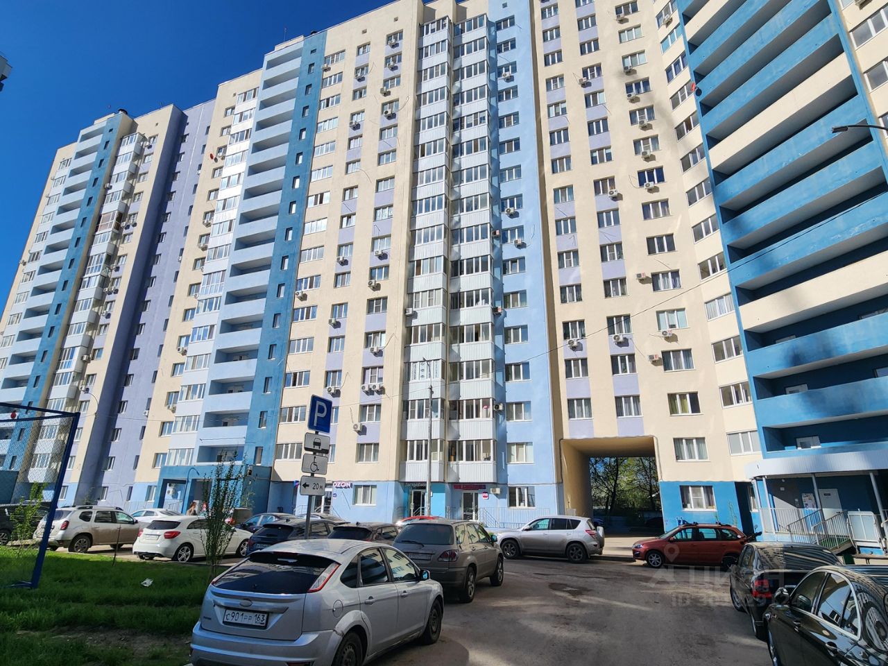 Купить трехкомнатную квартиру 84,5м² Осетинская ул., 19, Самара, Самарская  область, м. Алабинская - база ЦИАН, объявление 301229124