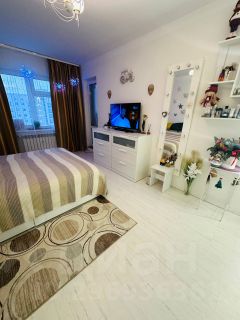 2-комн.кв., 65 м², этаж 14