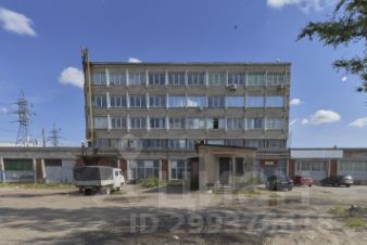 торг. площадь 2400 м², этаж 1