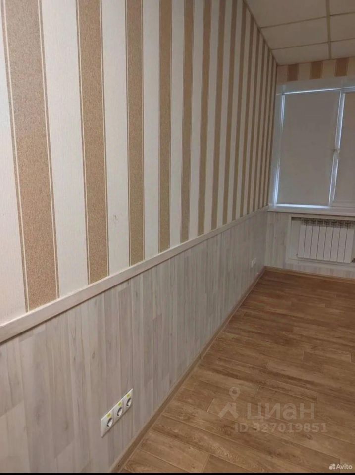 Офис в Красноярский край, Железногорск Школьная ул., 30 (24 м²)