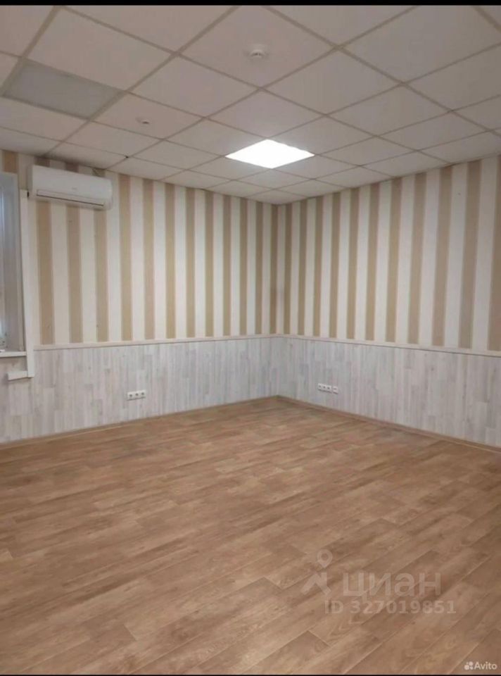Офис в Красноярский край, Железногорск Школьная ул., 30 (24 м²)