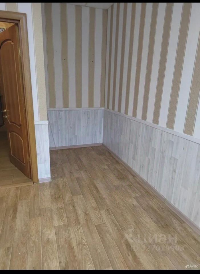 Офис в Красноярский край, Железногорск Школьная ул., 30 (27 м²)