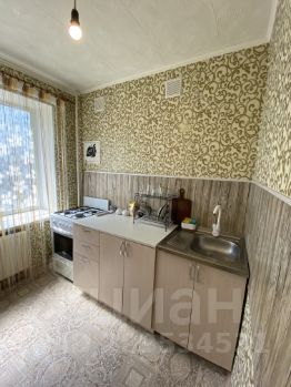 1-комн.кв., 28 м², этаж 3