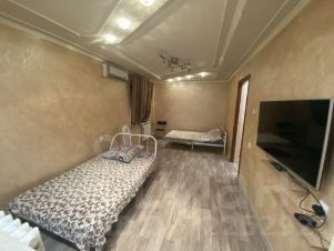 2-комн.кв., 70 м², этаж 3