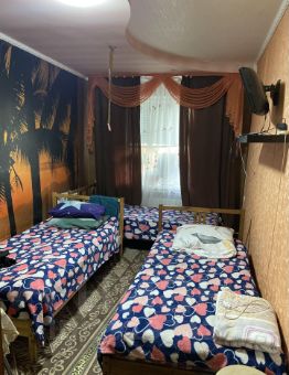 4-комн.кв., 100 м², этаж 1