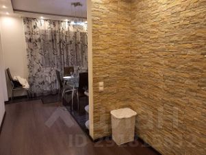 2-комн.кв., 80 м², этаж 8