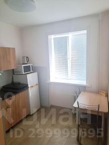 1-комн.кв., 32 м², этаж 3