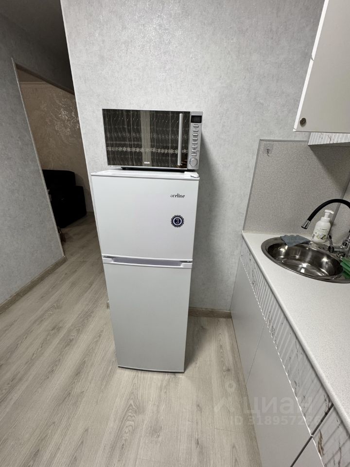 2-к кв. Карачаево-Черкесия, Черкесск Октябрьская ул., 48 (45.0 м²)