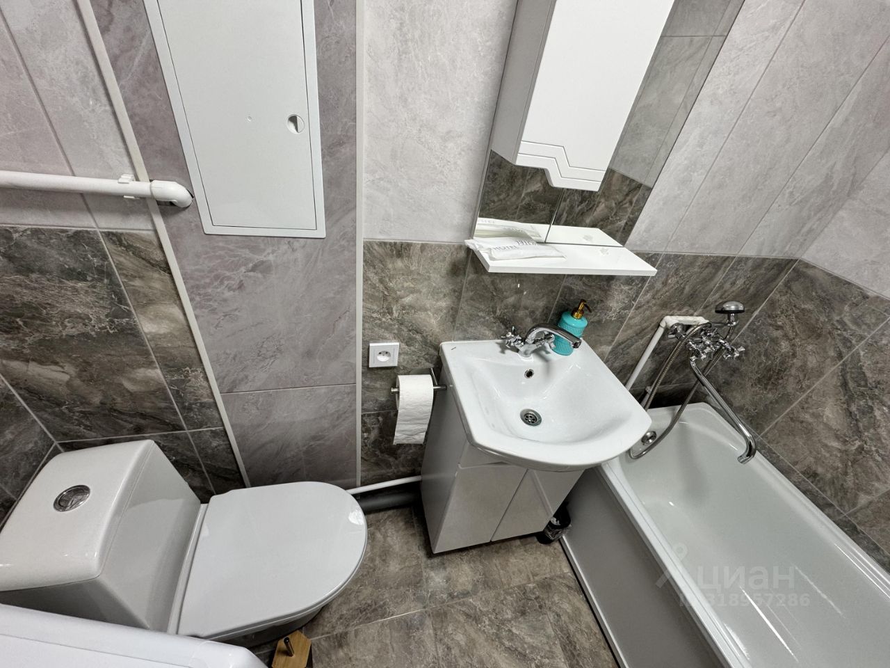 2-к кв. Карачаево-Черкесия, Черкесск Октябрьская ул., 48 (45.0 м²)