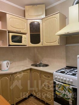 2-комн.кв., 40 м², этаж 3