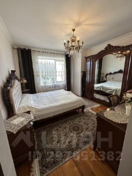 2-комн.кв., 80 м², этаж 3