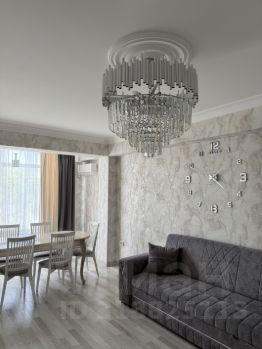 2-комн. кв 90 м2, 2/9 эт