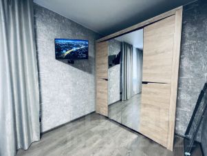 4-комн.кв., 94 м², этаж 15