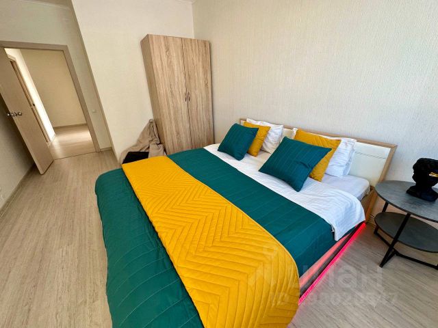 1-комн., 52 м², 1/25 этаж